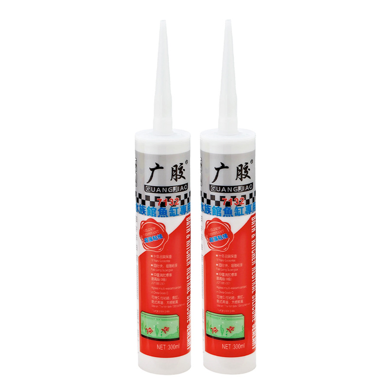 Keo silicone hồ cá Quảng Giao 7132 cho bể cá